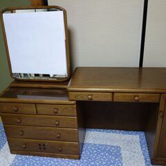 【値引き】チェスト　ドレッサー（椅子・鏡付き）の画像
