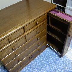 【値引き】チェスト　ドレッサー（椅子・鏡付き）の画像