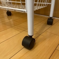 お譲りいたします　キッチンラック　キャスター付きの画像