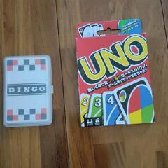 UNOとビンゴゲームカード
