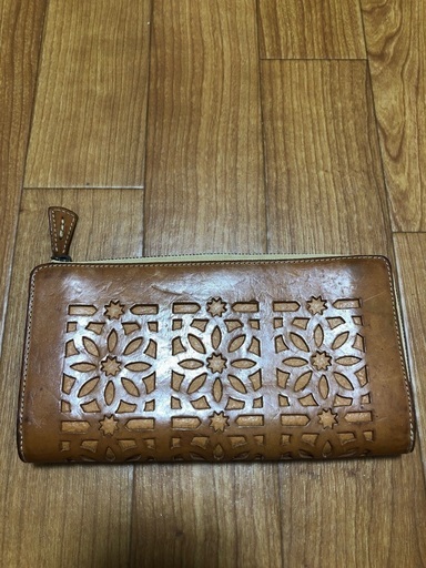 genten カットワーク長財布　ミニバッグつき
