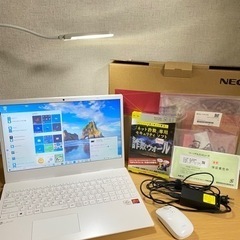 【美品＋完動品】【値下げ交渉可能】NEC  PC-N1515AAW ノートパソコン＋マウス＋カバー等