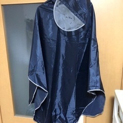 ポンチョ型レインコートの画像