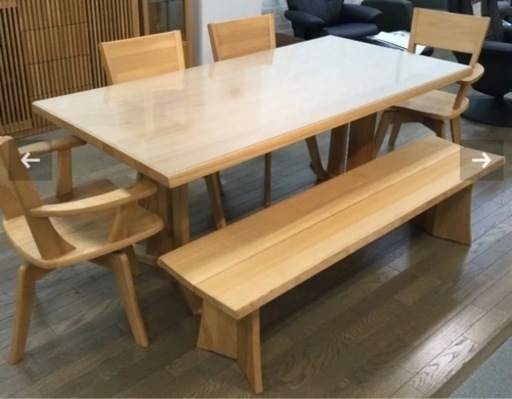 【直接引き渡しのみ】無垢材　ダイニングテーブル 直接引き渡しのみ】無垢材 ダイニングテーブル