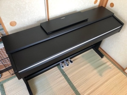 電子ピアノ YAMAHA ARIUS YDP-142B + 高さ調節可能イス