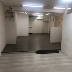 羽曳野市役所そば🉐１階テナント🉐家賃15万円🉐約２０坪 - レンタルオフィス