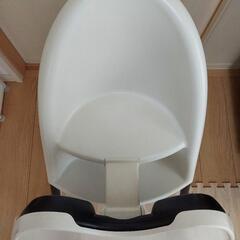 【商談中】ベビービョルン　ハイチェアの画像