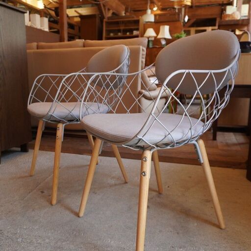 イタリアMAGIS(マジス)社のハイメ・アジョン デザイン PINA(ピーニャ