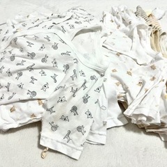 出産準備　新生児肌着、ベビー服、ベビードレス、おくるみ　まとめ売りの画像