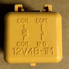 発送対応します!DR30 R30 s130z s110 などに　リレー　25230-89977 25230-89975 新品　日産　スバル　25A　旧車　L28 FJ20 未使用品の画像