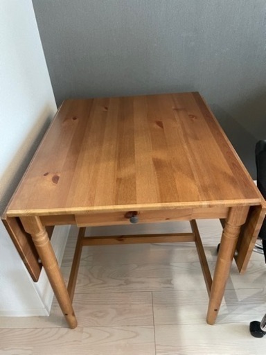 IKEA ダイニングテーブル