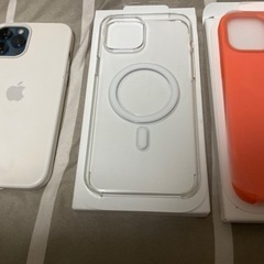 iPhone 12 Pro Max 純正シリコンケース　の画像