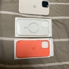 iPhone 12 Pro Max 純正シリコンケース　の画像