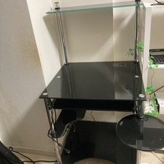 【0円】ガラステーブル差し上げますの画像