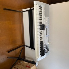 カシオ　電子ピアノ　HIKARI LK-207の画像