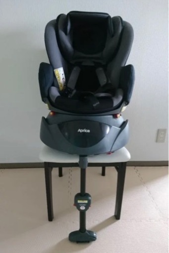 ディアターン プラス AB グレー チャイルドシート アップリカ