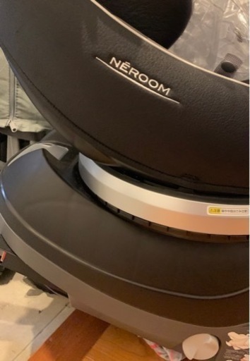 美品　combi コンビ　neroom iso-fix対応チャイルドシート　