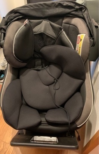 美品　combi コンビ　neroom iso-fix対応チャイルドシート