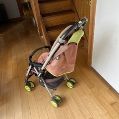 差し上げます。ベビーカーの画像