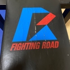 ファイティングロード製ベンチプレスベンチの画像