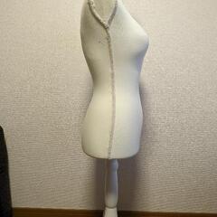【無料で差し上げます】トルソー アウトレット 洋服 ファッション オシャレ インテリアの画像
