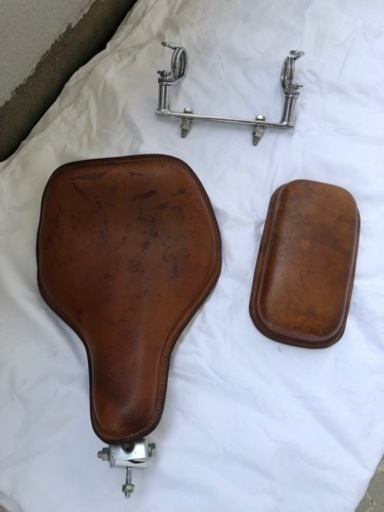 ハーレーソフティルサドルシート、ピリオンシートセット
