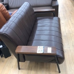 ニトリ合皮2人掛けソファーのご紹介です！！！