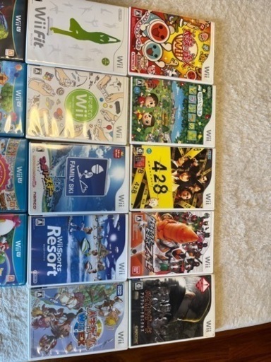 Wii U 本体 32g ＋ 付属品 ＋ ソフト