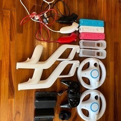 Wii U 本体 32g ＋ 付属品 ＋ ソフトの画像