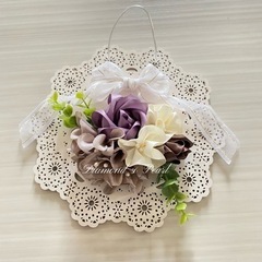 ハンドメイド⭐︎リース⭐︎レースウッドプレートのリボンアレンジ