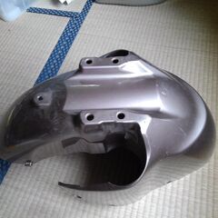 スズキ　純正　ジェンマ250フロントフエンダ―刻印53111-39H