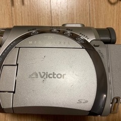 【差し上げます】【ジャンク品】Victor デジタルビデオカメラ GR-D200の画像