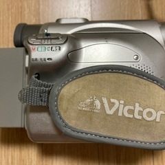 【差し上げます】【ジャンク品】Victor デジタルビデオカメラ GR-D200の画像