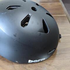 Bern helmet EPS matte black の画像