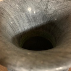 【お宝】大理石？ 重厚花器 壺  ホールや広間等に💐 数万円のお品？の画像