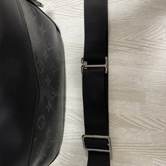 ヴィトンバムバック