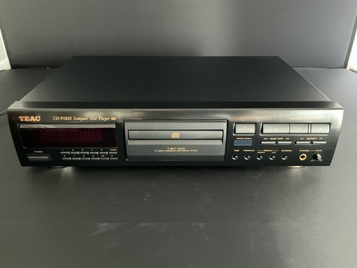 TEAC CD-P1820 ほぼ新品　箱付き