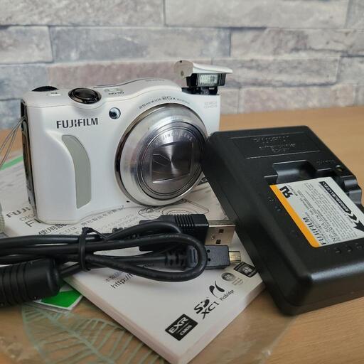 『価格変更中☆』デジタルカメラ 「FinePix F770EXR」