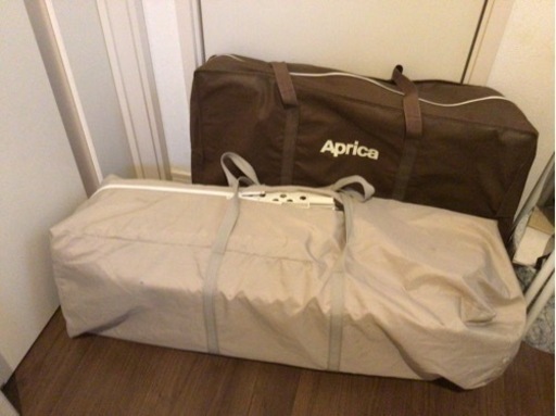 ☆ココネル☆畳めるベビーベッド☆マットレスつき