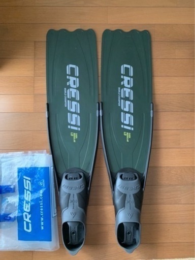 【Cressi】【1回のみ使用】クレッシイ ロングフィン