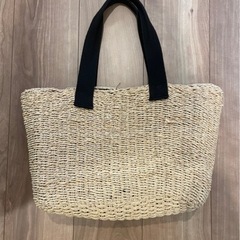 カゴバッグ　肩にかけれる