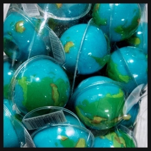 ご購入者様決定꒰未開封꒱訳あり 地球グミ 青 夢可愛い食品 海外お菓子 駄菓子 インテリア雑貨