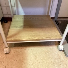 【お譲先決まりました】キッチンラック(炊飯器、レンジなどの置き台に)の画像