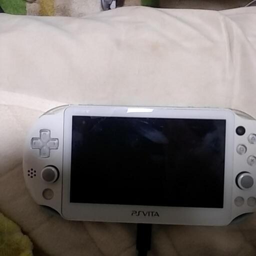 PSvita本体＆メモリーカード