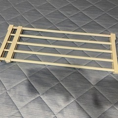 ポールスライド棚　ニトリ