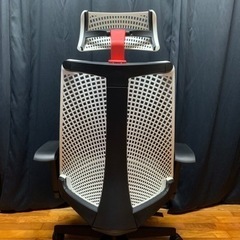 イトーキ ゲーミングチェア  サリダ YL9G 可動肘 ハイバック ホワイト YL9G-R-WHELの画像