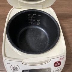炊飯器の画像