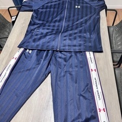 ジャージ上下 服/ファッションの中古が安い！激安で譲ります・無料で 