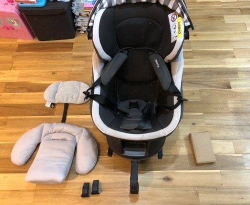 コンビ　チャイルドシート　クルムーヴスマートISOFIX　新生児対応