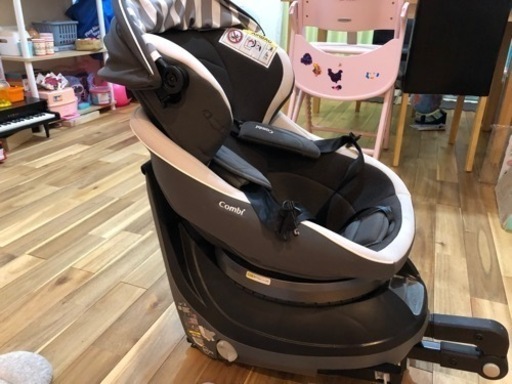 コンビ　チャイルドシート　クルムーヴスマートISOFIX　新生児対応